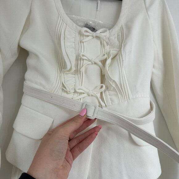 NWT Self-Portrait Ivory Crepe Mini Dress Belted Bow Details Pleated Skirt Sz 4 - Picture 6 of 8